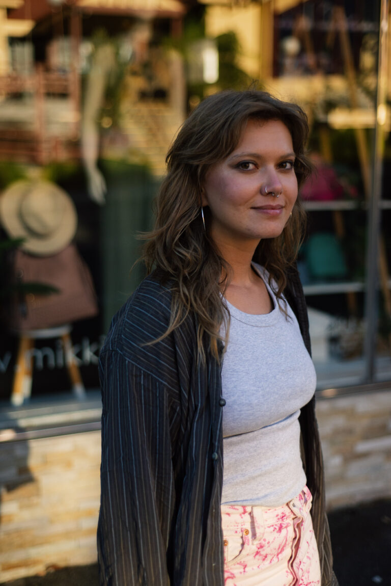 Interview with Georgina De Rossi as Willa in Flunk