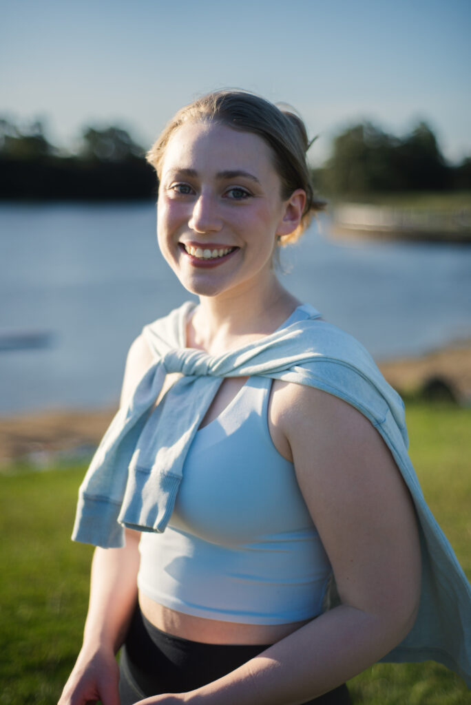 Interview with Holly Monks as Saffron in Flunk