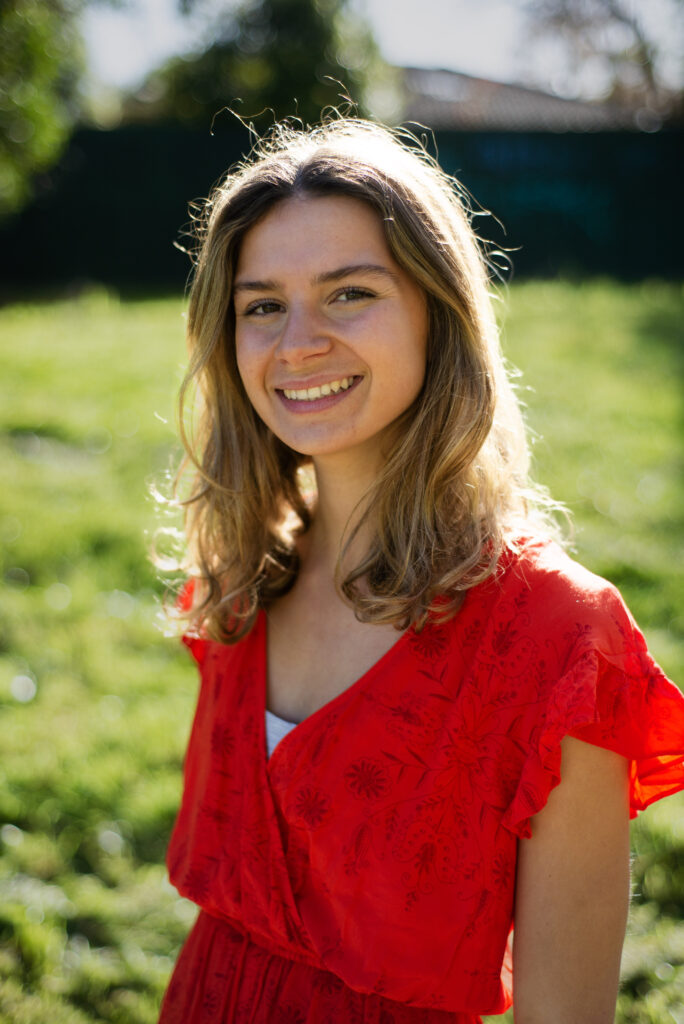 Interview with Emily Mutimer as Astrid in Flunk ‘Season 5’
