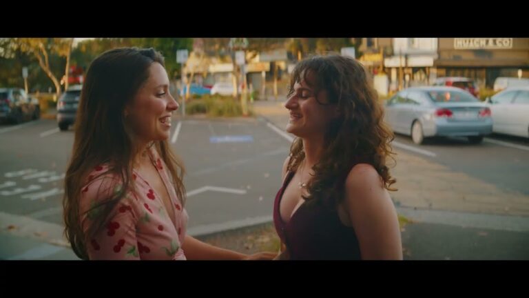 Second Date Kiss – Clip from 4 First Dates (2025)